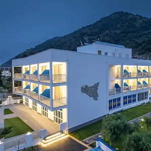 Resort Riviera Del Sole, Piraino