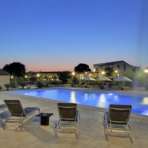 Hotel Artemisia, Puntarazzi